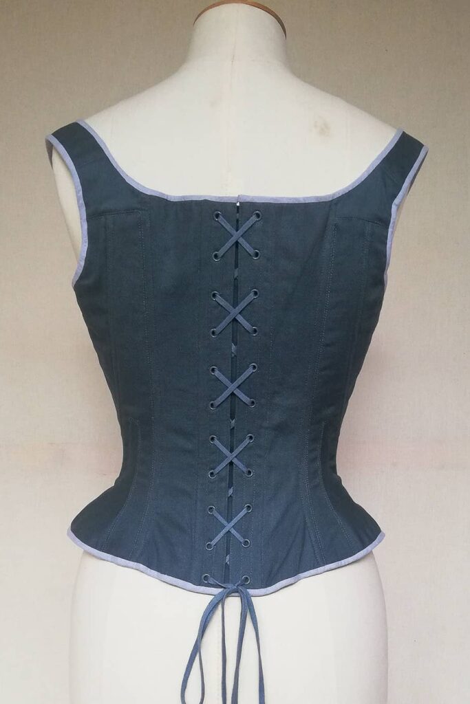 Costumier Corseterie - Mimésis Costumes